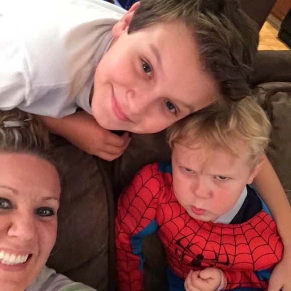 Meet your Posher, Amie - Picture 9 of 16